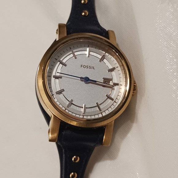Vintage!! Beautiful FOSSIL Watch - Picture 1 of 14